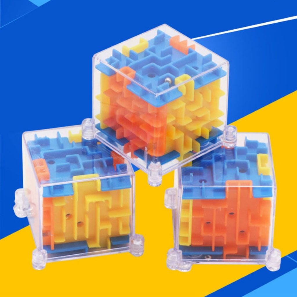 Hot Sale 4x4x4cm 3D Puzzle Maze Toy Kids Fun Brain Hand Game Case Box Baby Balance 1