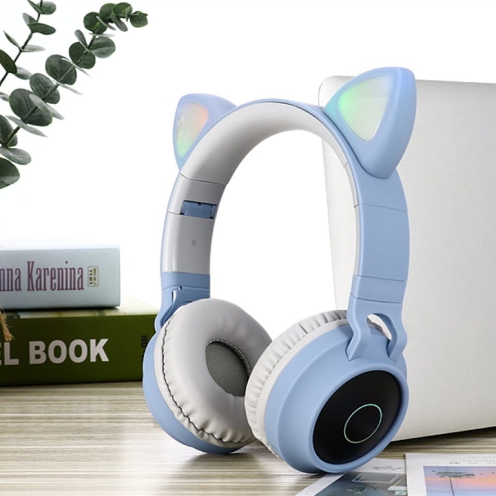 New Arrival LED Cat Ear Noise Cancelling Headphones Bluetooth 5 0 Young People Kids Headset Support 3