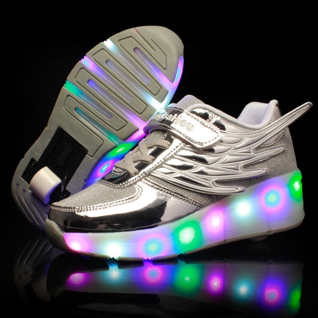 New Pink Gold Cheap Child Fashion Girls Boys LED Light Roller Skate Shoes For Children Kids 2