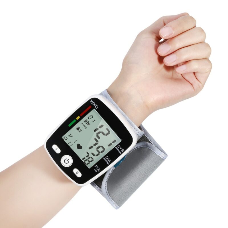 OLIECO Russian Broadcast Rechargeable Wrist Blood Pressure Monitor Automatic Digital Heart Rate PR Tonometer Sphygmomanometer 1